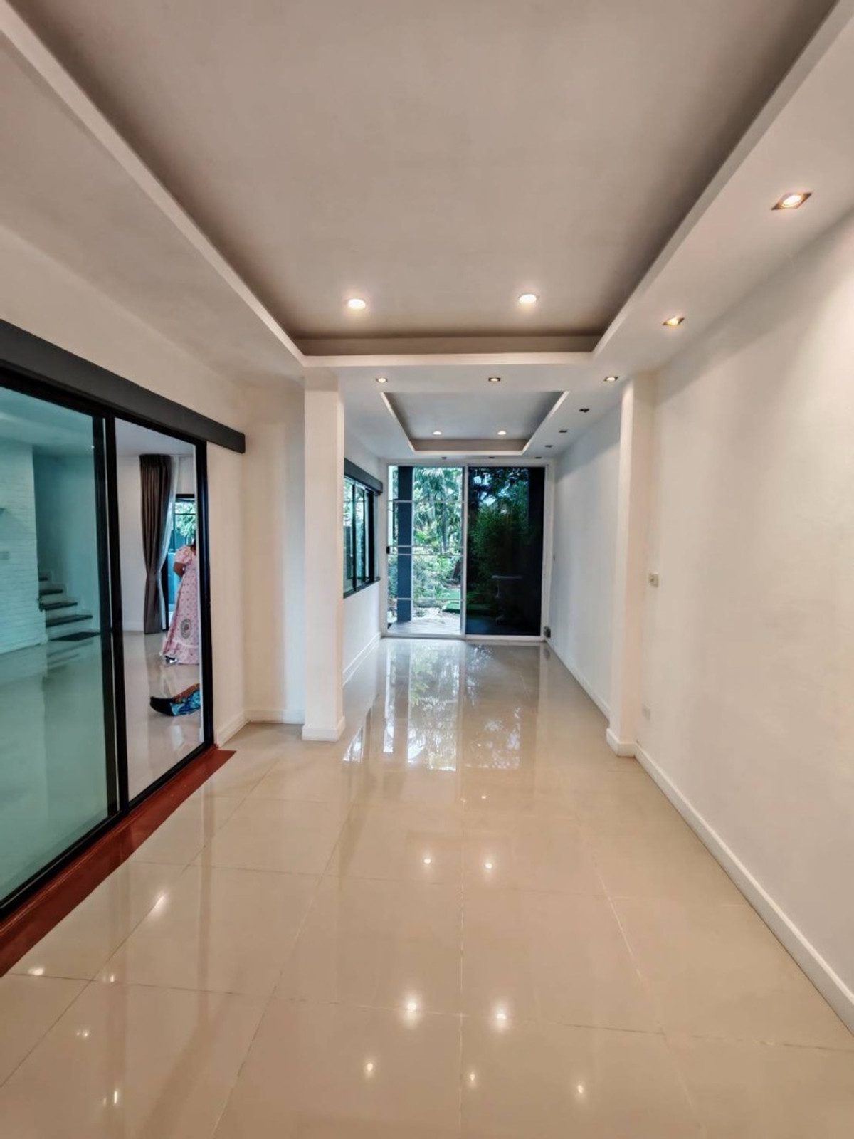 For SaleHousePathum Thani,Rangsit, Thammasat : Urgent sale Baan Fah Piyarom Necto