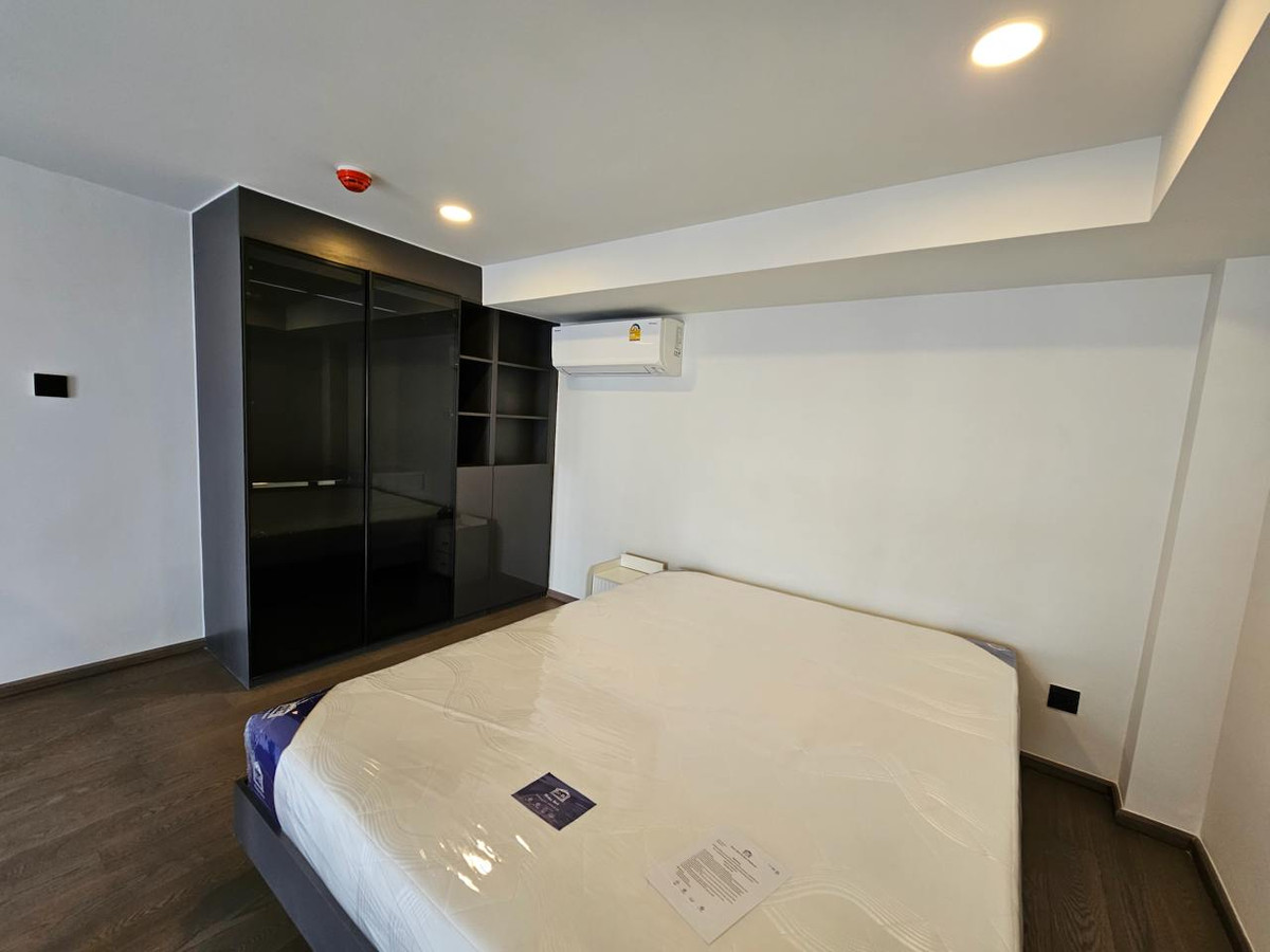 ให้เช่าคอนโดสยาม จุฬา สามย่าน : Park Origin Chula Samyan【𝐑𝐄𝐍𝐓】🔥ห้องแต่งสวยสไตล์ Urban Cozy อบอุ่นน่าอยู่🔥 ติดต่อไลน์ไอดี: @hacondo