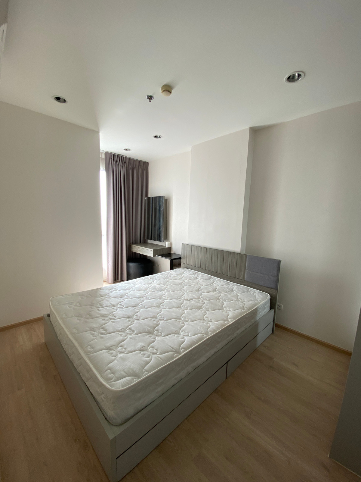 ให้เช่าคอนโดท่าพระ ตลาดพลู วุฒากาศ : *** (1 ห้องนอน) ให้เช่า คอนโด ไอดีโอ  สาทร-ท่าพระ ใกล้ BTSโพธินิมิตร (Ideo Sathorn - Thapra) ***