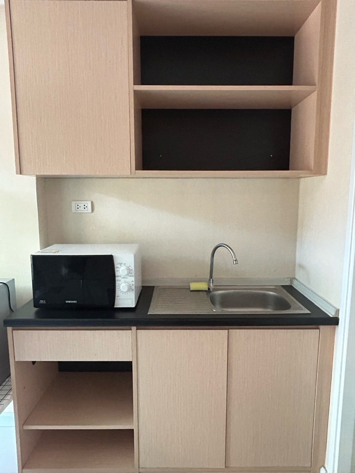 ให้เช่าคอนโดวิภาวดี ดอนเมือง หลักสี่ : [ถูกสุด] ให้เช่า JW Condo คอนโดติดสนามบินดอนเมืองที่สุดในเวลานี้ 1 ห้องนอนส่วนตัว