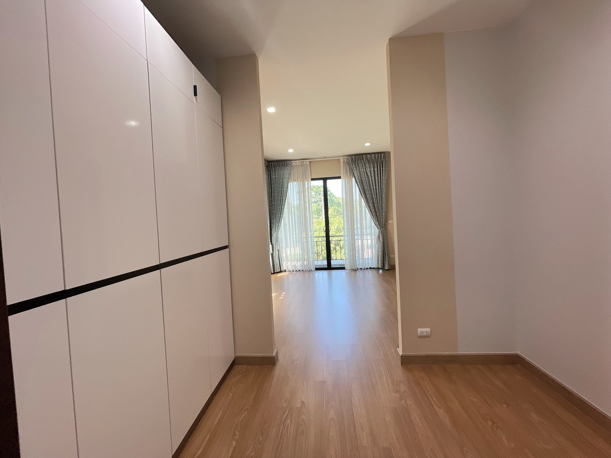 For SaleHousePathum Thani,Rangsit, Thammasat : Sammakorn Khlong 7, luxury detached house, 3 bedrooms, 3 bathrooms, convenient transportation.