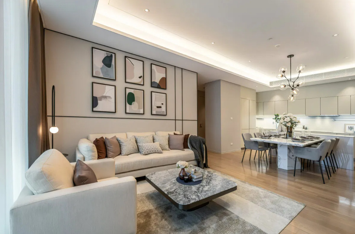 For RentCondoWitthayu, Chidlom, Langsuan, Ploenchit : Baan Sindhorn 120 sq.m. Please add LINE ID @806qphgn o8415o5483