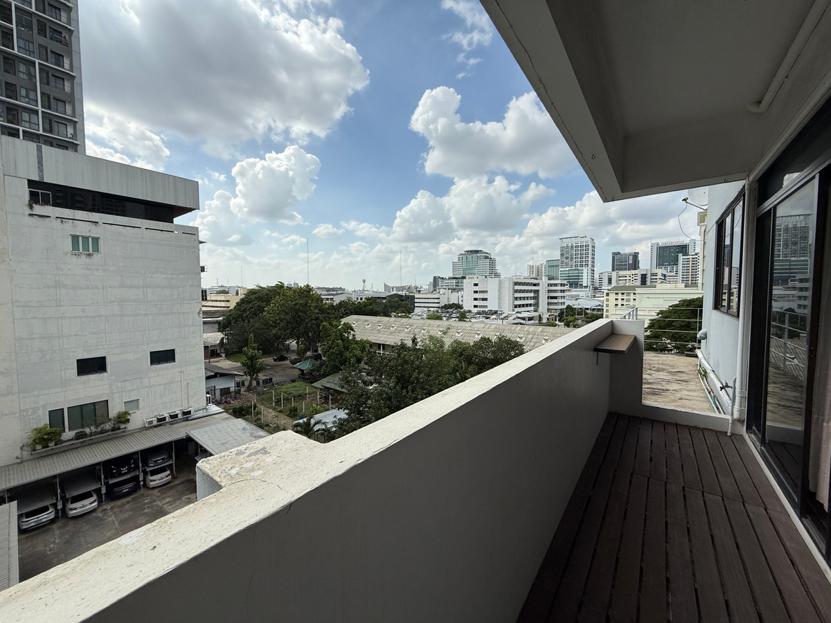 ขายคอนโดราชเทวี พญาไท : 🏠✨ เบญจศรี คอนโดมิเนียม | 3 Bedrooms for Sale (HBH-ST-76)