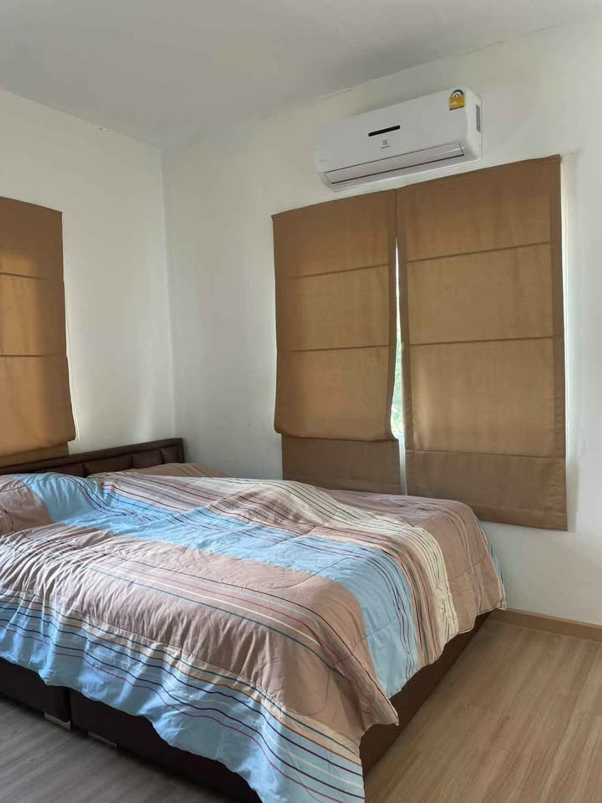 ให้เช่าทาวน์โฮมพระราม 5 ราชพฤกษ์ บางกรวย : ให้เช่า ทาวน์โฮม 2 ชั้น หมู่บ้าน คาซ่า วอเตอร์ไซด์ ราชพฤกษ์ - พระราม 5 หลังมุม หน้าบ้านไม่ชนใคร (มีสวนเกาะกลาง)