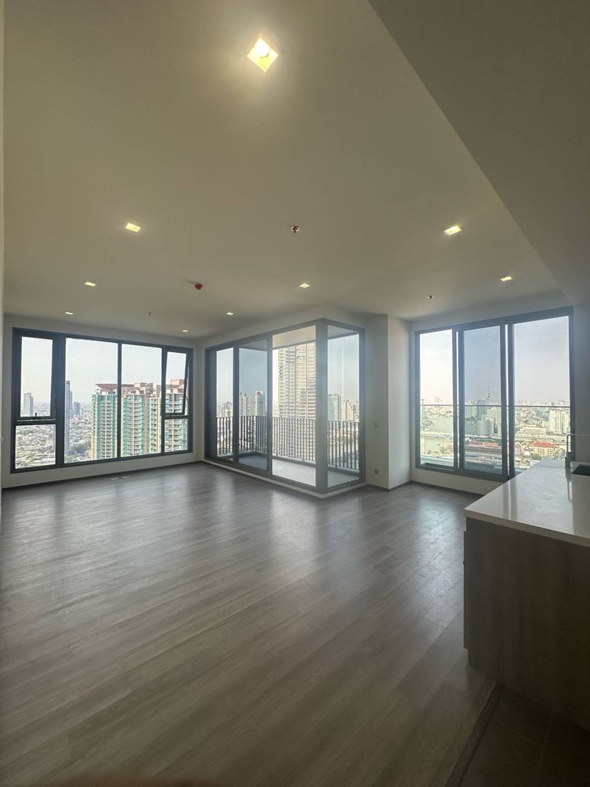 For SaleCondoSathorn, Narathiwat : BEST VIEW UNIT- Rhythm Charoenkrung Pavillion 2 Bedrooms Corner unit