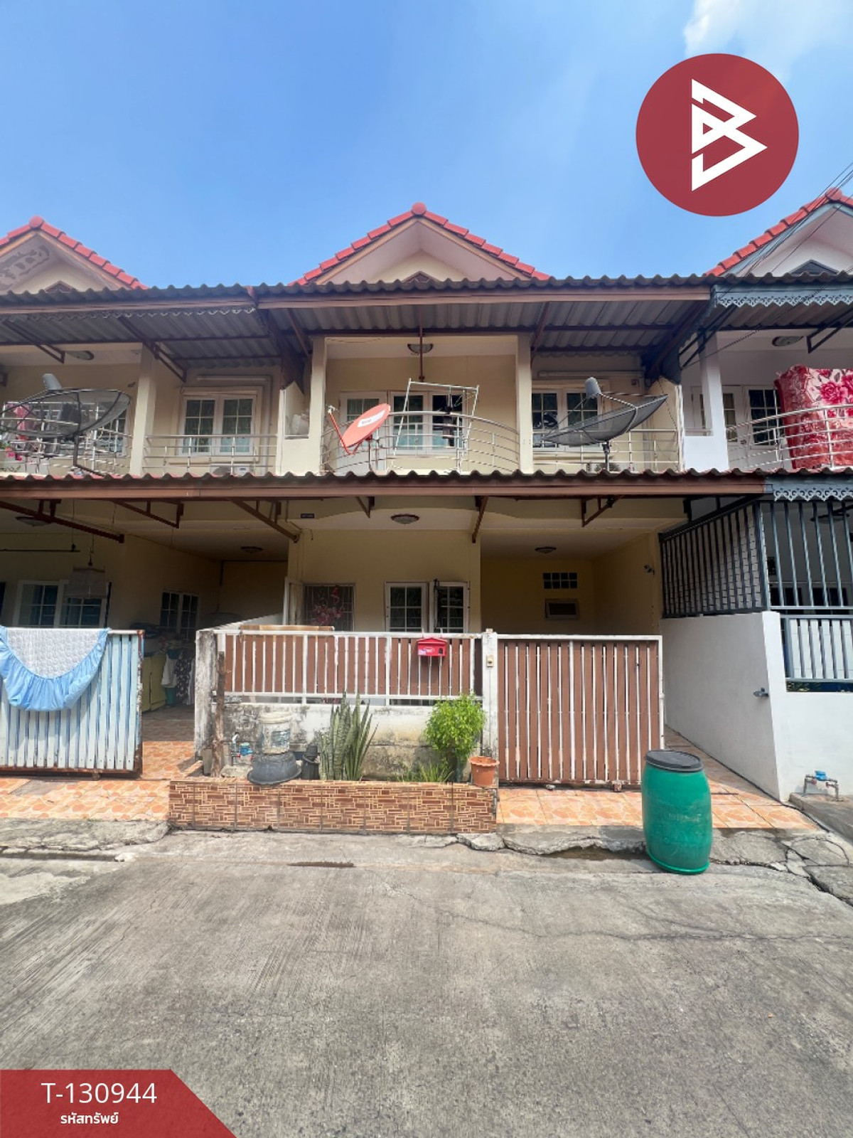 ขายทาวน์โฮมสมุทรปราการ สำโรง : ขายทาวน์เฮ้าส์ หมู่บ้านเฟื่องฟ้าวิลล่า11 เฟส4 แพรกษา สมุทรปราการ