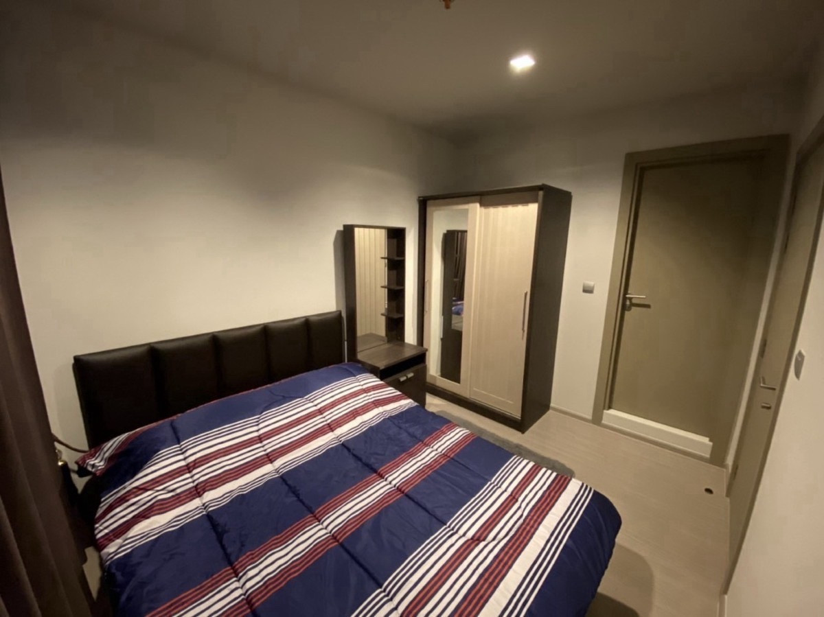 For RentCondoRama9, Petchburi, RCA : Use for rent Life Asoke - Rama 9 21,000 35 sq m.