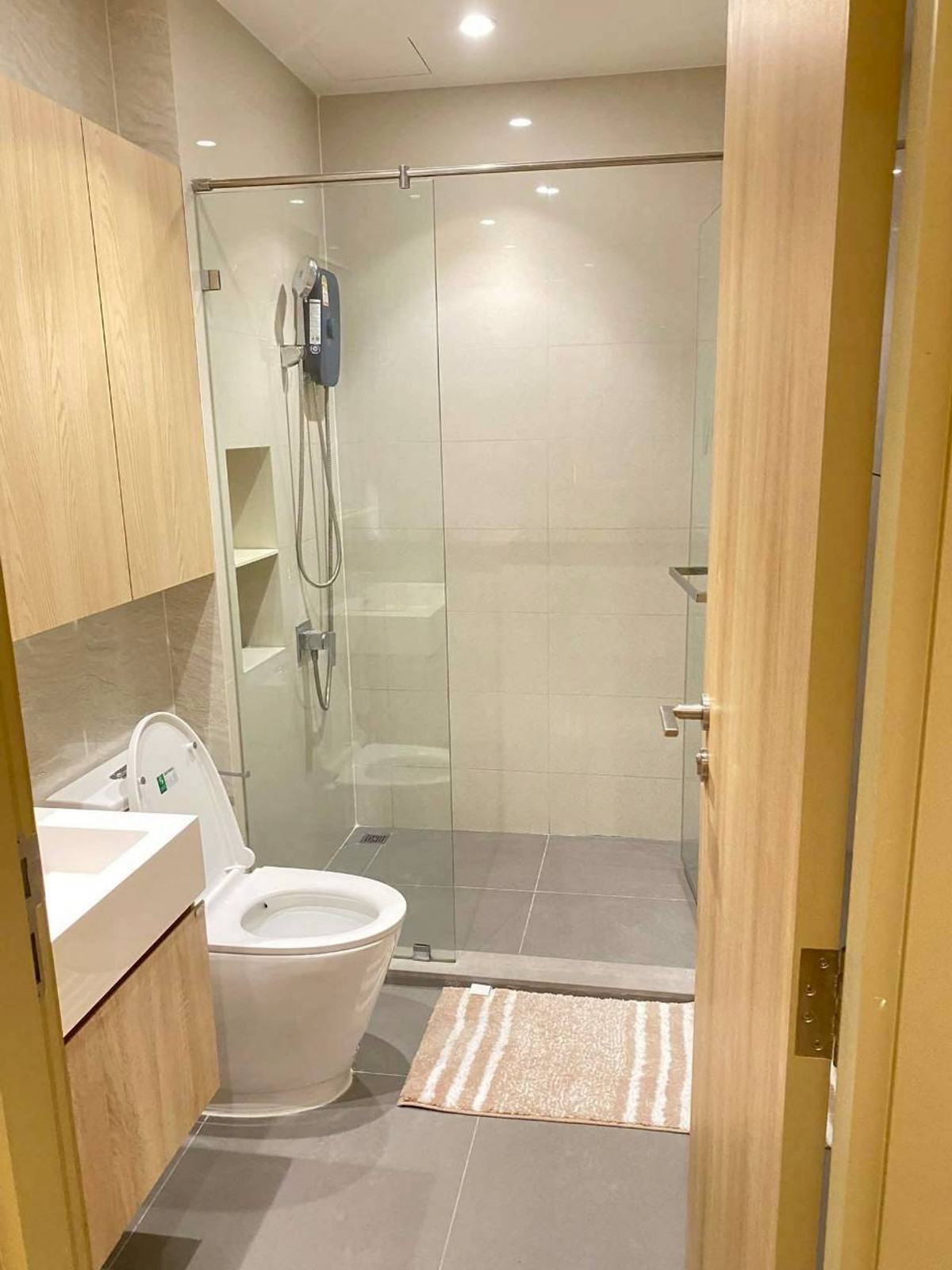 For RentCondoLadprao, Central Ladprao : ✅ MRL112 ✅ Line : @p2nproperty