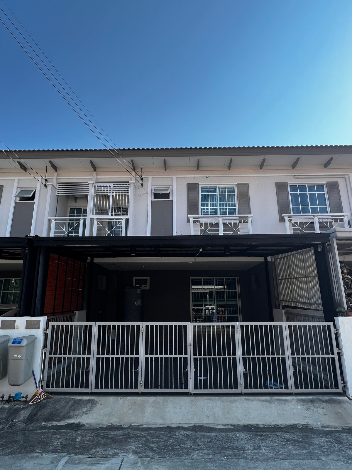 ขายทาวน์โฮม : 🏡 ทาวน์โฮมรีโนเวทใหม่ ไอลีฟ ไพร์ม ประชาอุทิศ 90 ✨