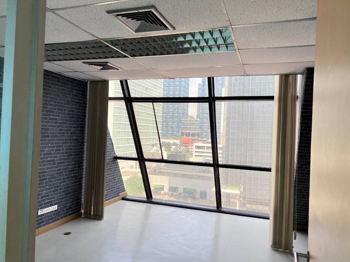 ให้เช่าสำนักงานราชเทวี พญาไท : BTS พญาไทย ให้เช่าออฟฟิศ กั้นห้องแล้วพร้อมใช้งาน 229 ตรม. 550 บาท/ตรม.