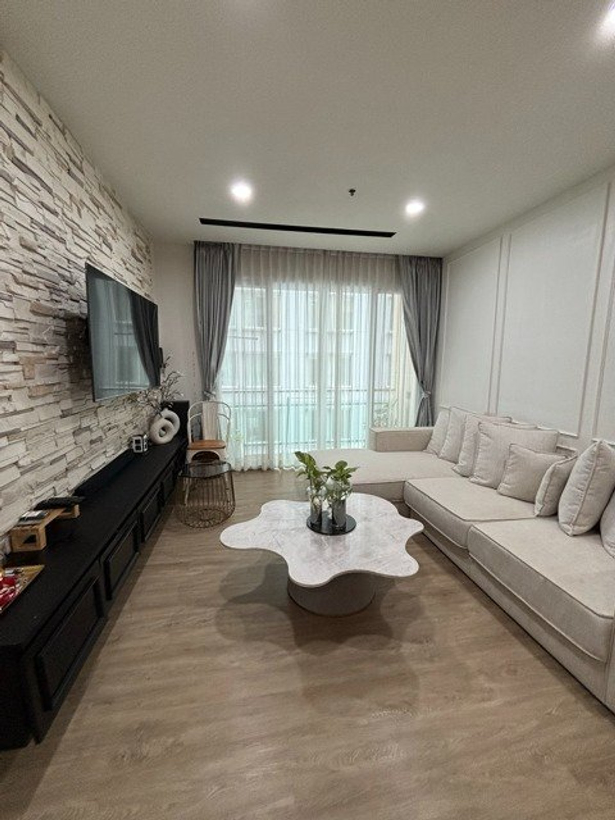 ให้เช่าคอนโดนานา : The Prime 11 for rent 1 bed 1 bath 47 sqm 30,000 per month