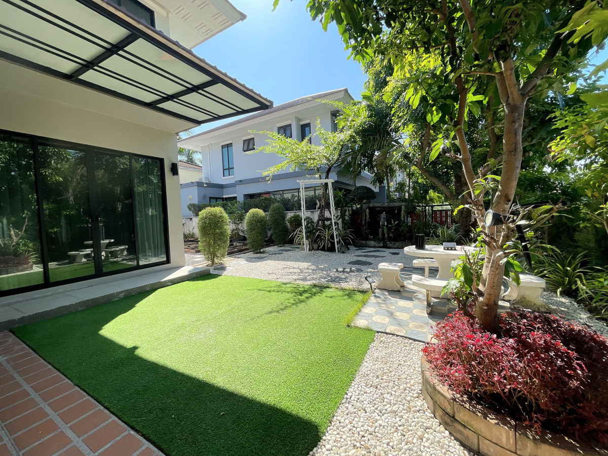 For SaleHousePathum Thani,Rangsit, Thammasat : Sammakorn Khlong 7, luxury detached house, 3 bedrooms, 3 bathrooms, convenient transportation.