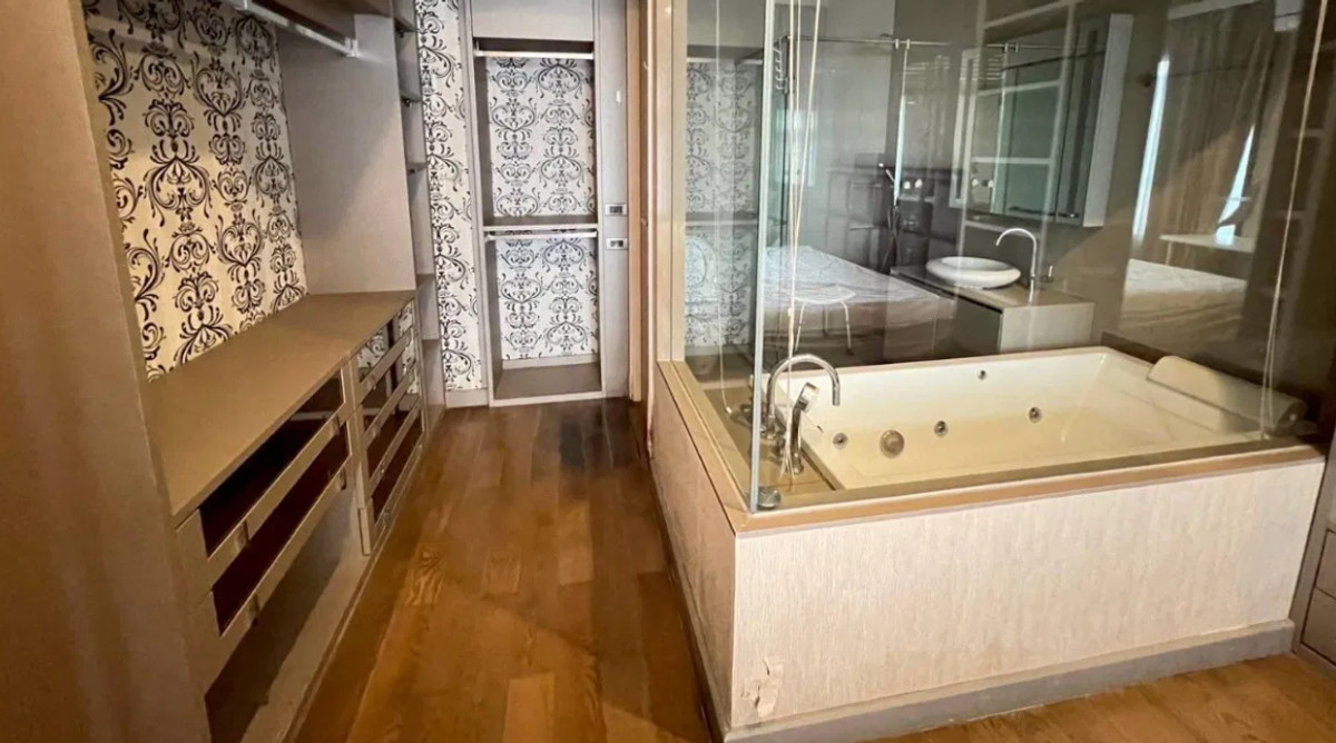 For SaleCondoRatchathewi,Phayathai : M Phayathai 65 sq.m. Please add LINE ID @806qphgn o8415o5483