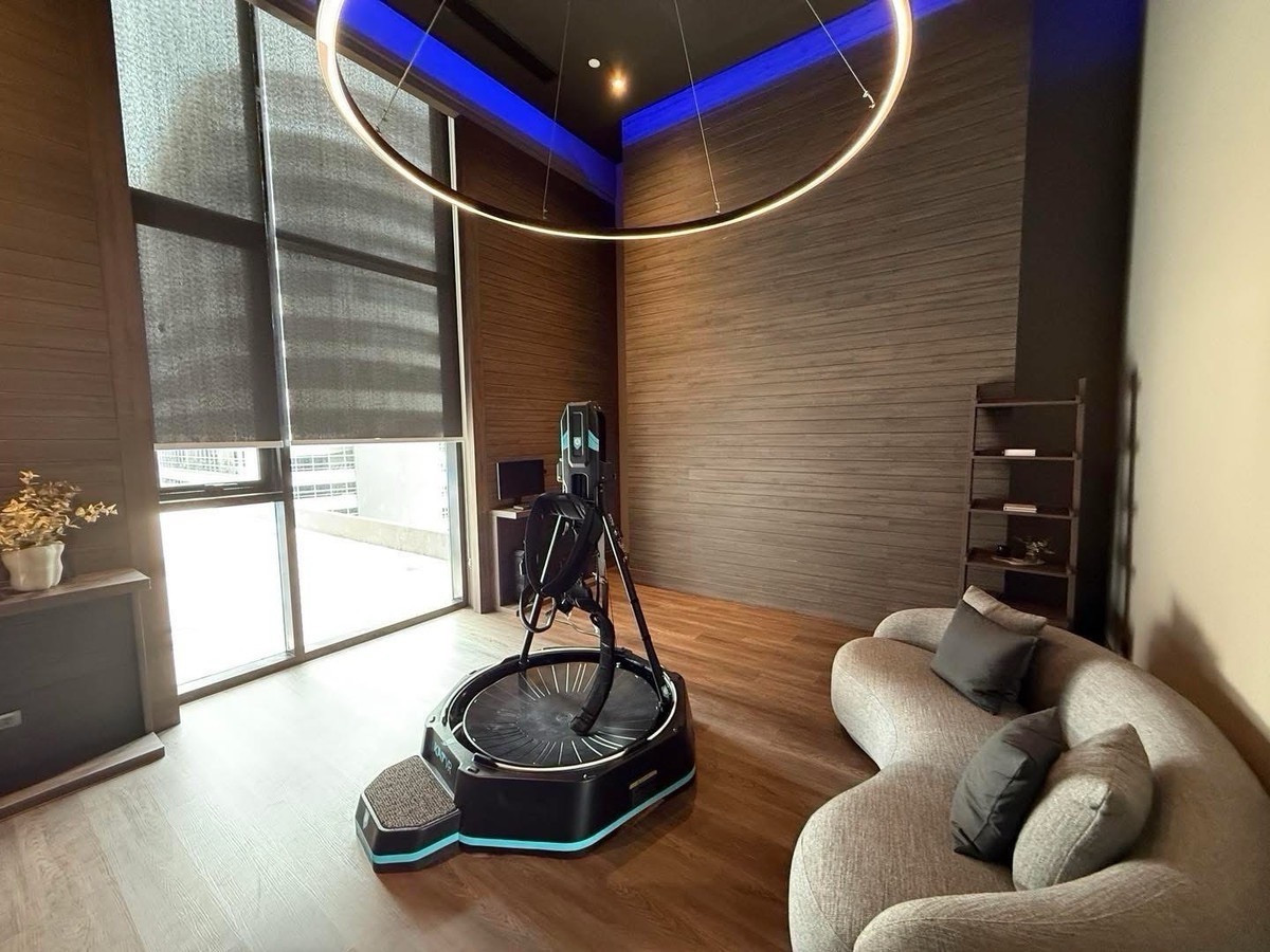 ให้เช่าคอนโดพระราม 9 เพชรบุรีตัดใหม่ RCA : 🏢 Nue District R9 👫🚆 MRT 150 m. Full facilities | ⛳ Golf | 💆‍♀️ Spa | 🧘 Pilates