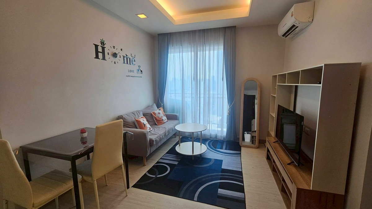 ให้เช่าคอนโดพระราม 9 เพชรบุรีตัดใหม่ RCA : เช่า คอนโด ทรู ทองหล่อ 1 ห้องนอน ชั้น 21 ใกล้รถไฟฟ้า BTS ทองหล่อ