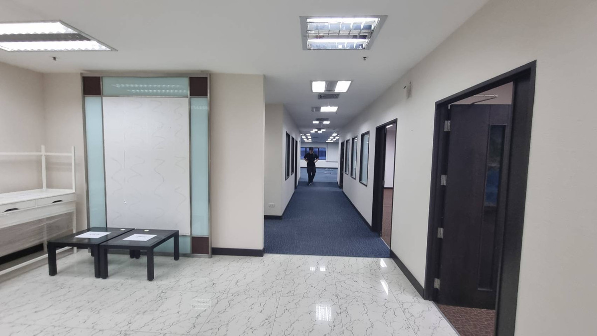 For RentOfficeSukhumvit, Asoke, Thonglor : Office for rent, Asoke area, near BTS and MRT.