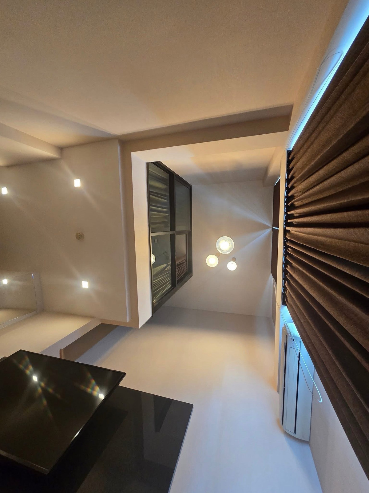 For SaleCondoBangna, Bearing, Lasalle : Beyond Sukhumvit / 1 Bedroom (SALE WITH TENENT), Beyond Sukhumvit / 1 Bedroom (Sale with Tenant) BB006