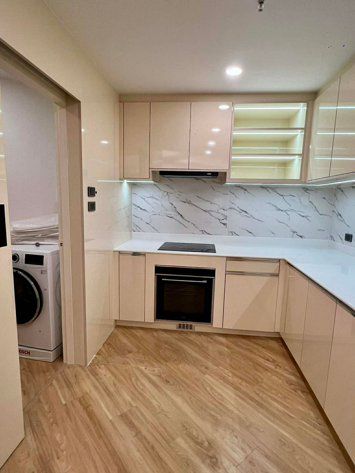 ให้เช่าคอนโดวิทยุ ชิดลม หลังสวน : ให้เช่า Witthayu Complex ราคา 75,000 บาท [NCr260153]