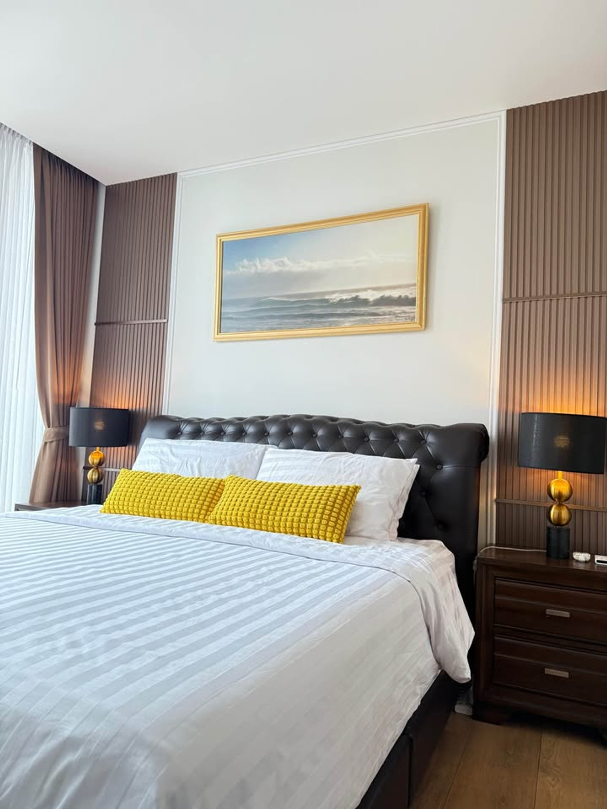 For RentCondoSukhumvit, Asoke, Thonglor : Luxury condo for rent, Park Origin Promphong, in the heart of Sukhumvit 24, convenient travel, near BTS Phrom Phong / Emporium / EmQuartier / Terminal 21.