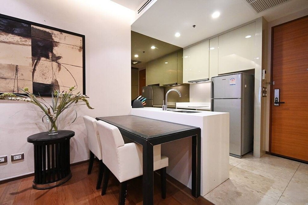 For RentCondoSukhumvit, Asoke, Thonglor : 🔥 For Rent !! big size, high floor 20++, Good Location!! 🔥 Code C20230205711..........The Address Sukhumvit 28, 1 bedroom, 1 bathroom, furnished, ready to move in📣📣