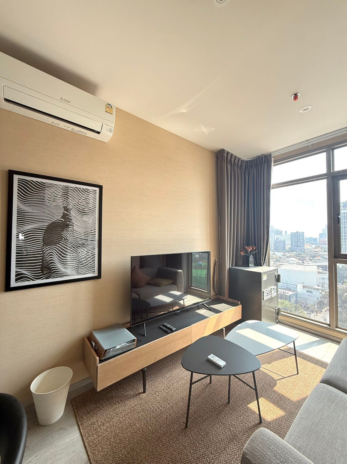 ให้เช่าคอนโดสุขุมวิท อโศก ทองหล่อ : ริทึ่ม เอกมัย เอสเตท | ให้เช่าครั้งแรก 40,000 บาท