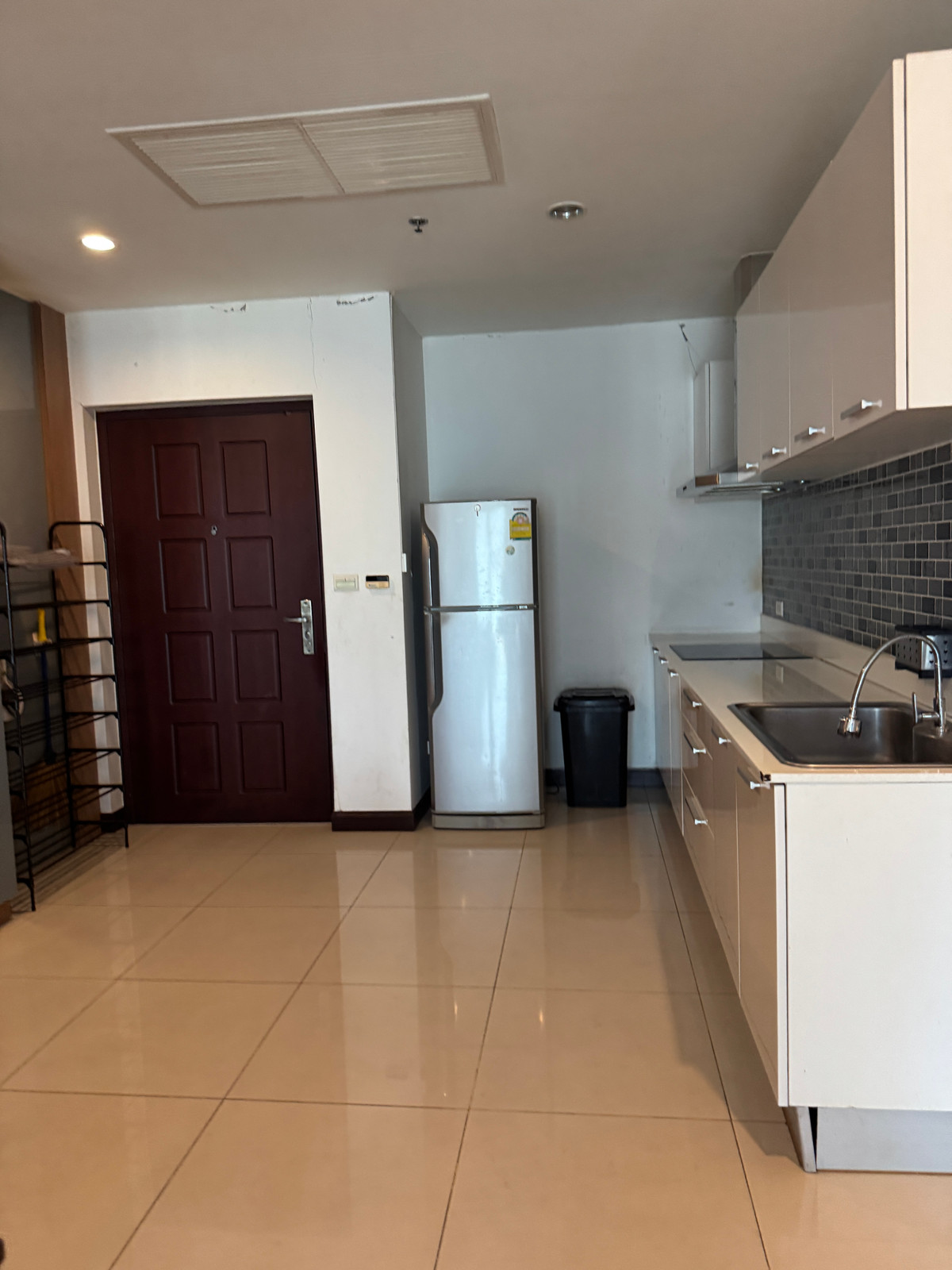 ให้เช่าคอนโดนานา : The prime 11 🎉🎉 90 sqm. 2 นอน นานา ใหญ่สะใจ