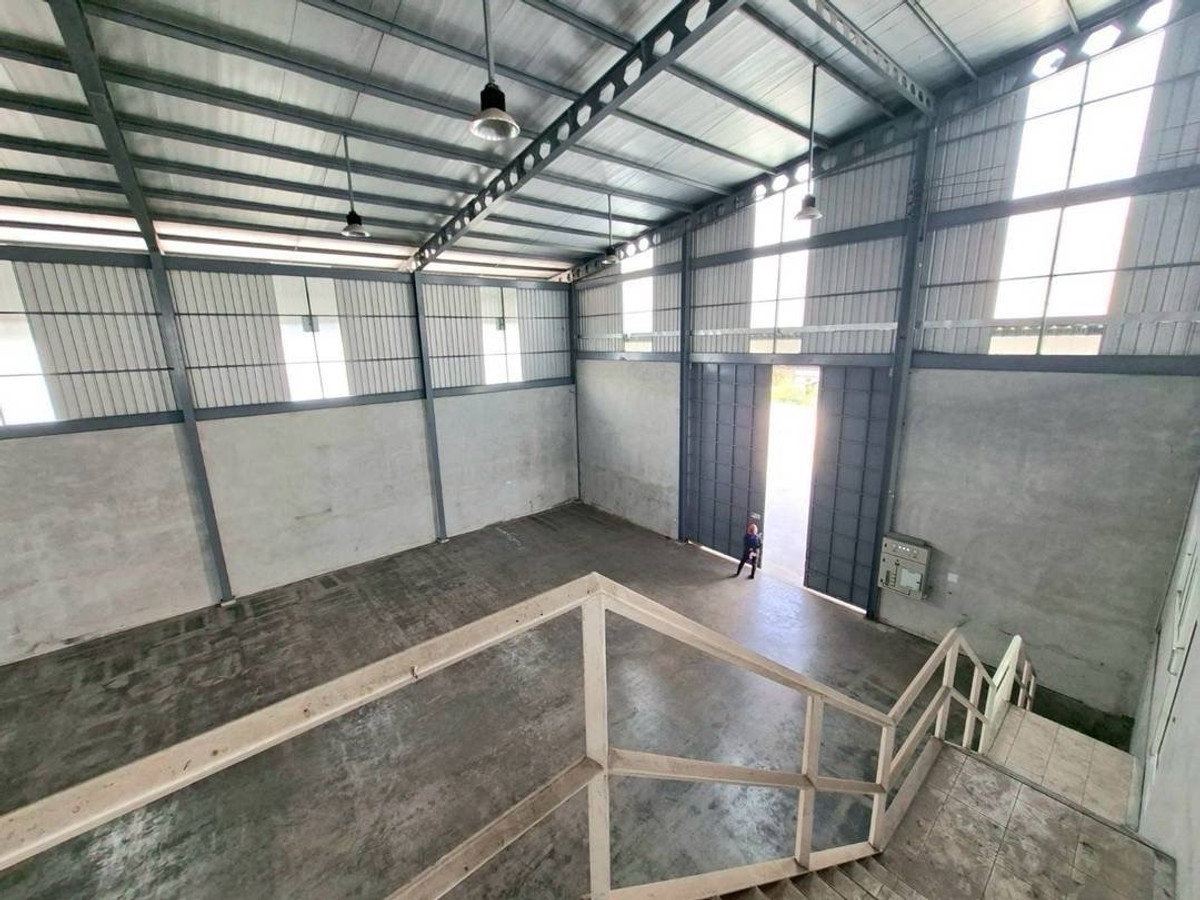For RentWarehouseBangna, Bearing, Lasalle : Warehouse for rent, Bangna Trad KM.18, Bang Phli, Samut Prakan, near industrial estates, Suvarnabhumi Airport, Lat Krabang and Chonburi Expressway.