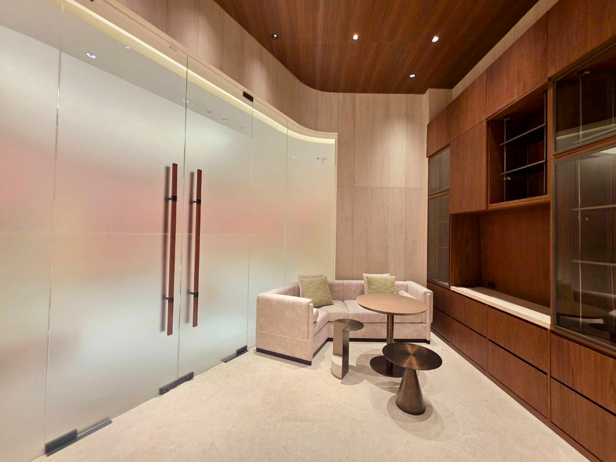 For SaleCondoSilom, Saladaeng, Bangrak : Dusit Parkside: Duplex 2bed 2.5bath 115.78sqm. 50,550,000