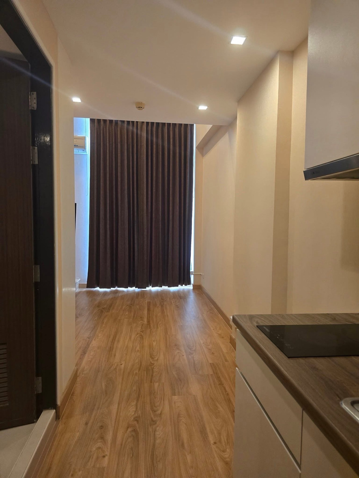 For SaleCondoBangna, Bearing, Lasalle : Beyond Sukhumvit / 1 Bedroom (SALE WITH TENENT), Beyond Sukhumvit / 1 Bedroom (Sale with Tenant) BB006