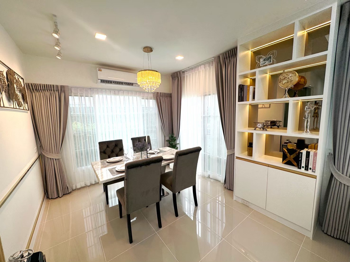 For RentHouseSamut Prakan,Samrong : K-6721 For rent! Semi-detached house Golden Neo Sukhumvit Lasalle, ready to move in, near BTS and international school.