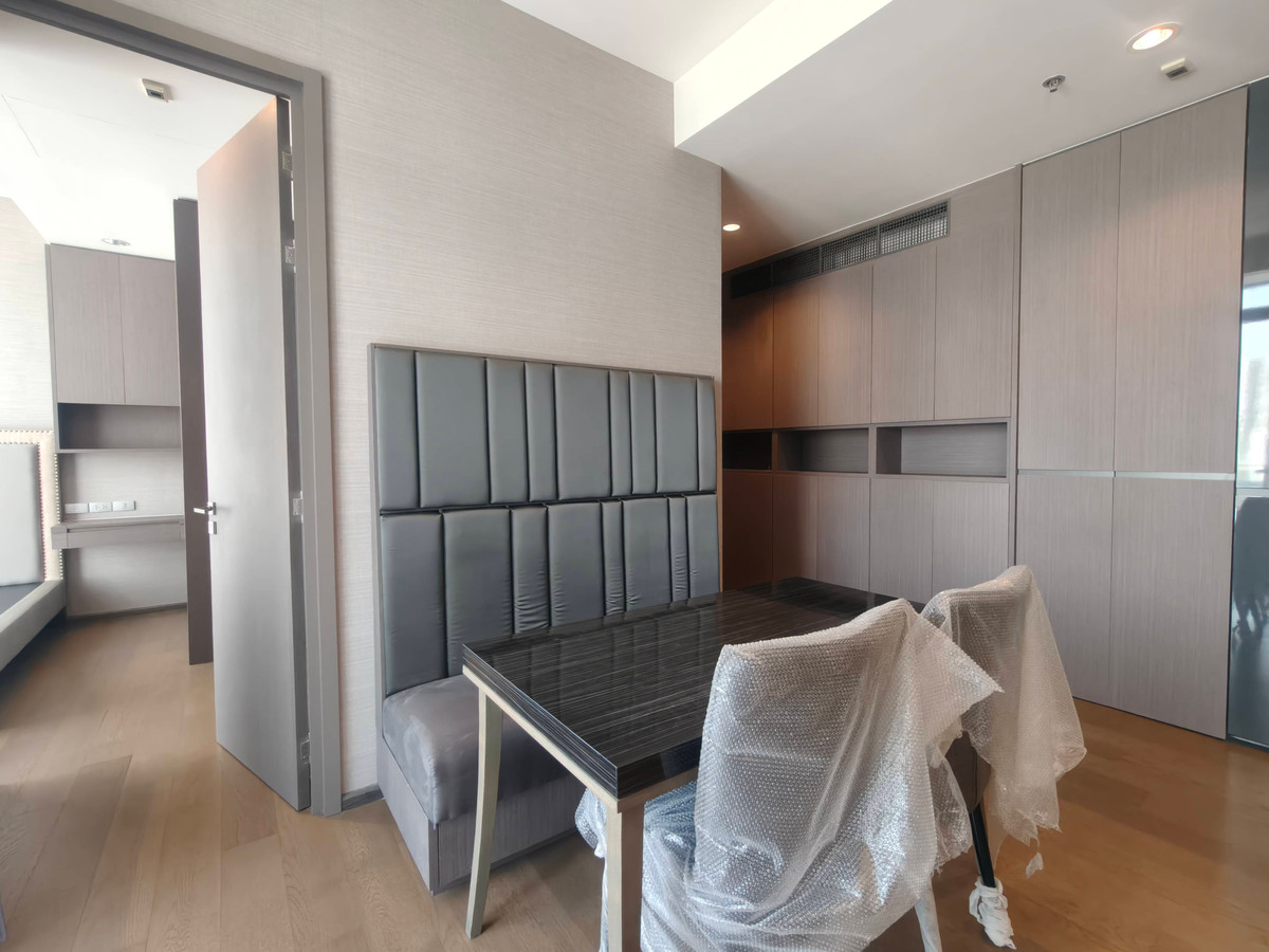 For SaleCondoSathorn, Narathiwat : The Diplomat Sathorn / 3 Bedrooms (FOR SALE), The Diplomat Sathorn / 3 Bedrooms (For Sale) PT015