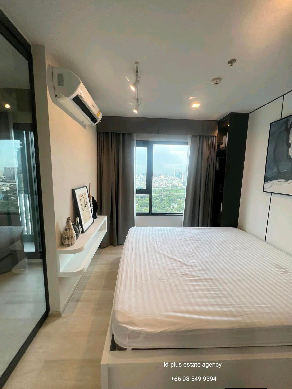 ให้เช่าคอนโดวิทยุ ชิดลม หลังสวน : 25K. 1 bed plus for 35 sqm. nice city view on 36th floor with fully furnished and electrical appliances. Just 600 m. to BTS Ploenchit. Rental only for 25,000 / m. 