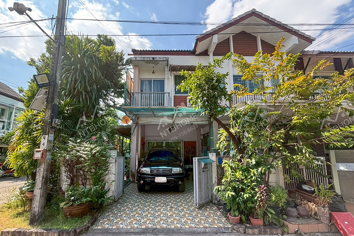 For SaleTownhomeLadprao, Central Ladprao : Areeya at Home Kaset-Nawamin Corner plot, complete extension, good location, near Huamum Market.