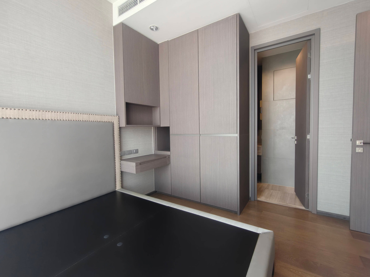 For SaleCondoSathorn, Narathiwat : The Diplomat Sathorn / 3 Bedrooms (FOR SALE), The Diplomat Sathorn / 3 Bedrooms (For Sale) PT015