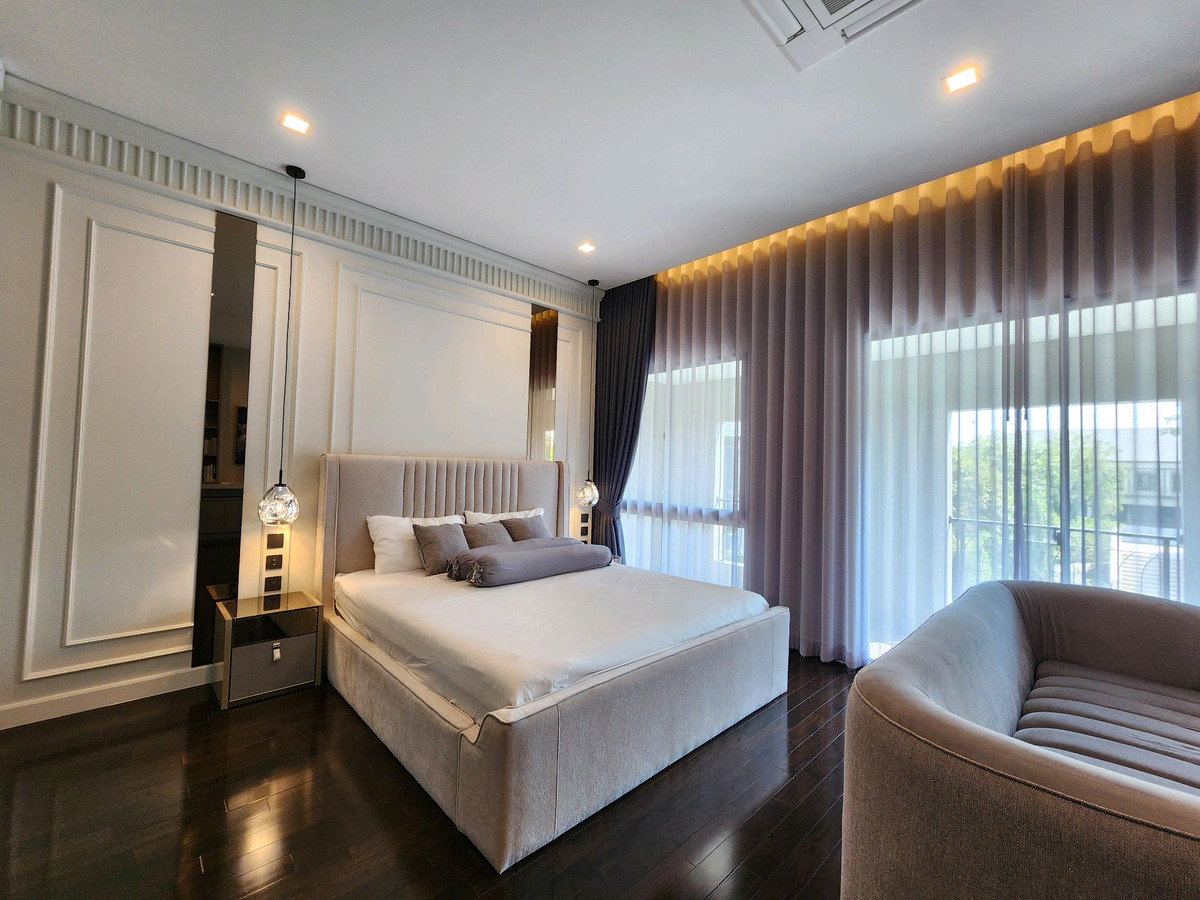 บ้านลาดกระบัง สุวรรณภูมิ : ขาย / เช่า แกรนด์ บางกอก บูเลอวาร์ด กรุงเทพกรีฑา ❤️วิวสวน ❤️ขนาดบ้านใหญ่สุด