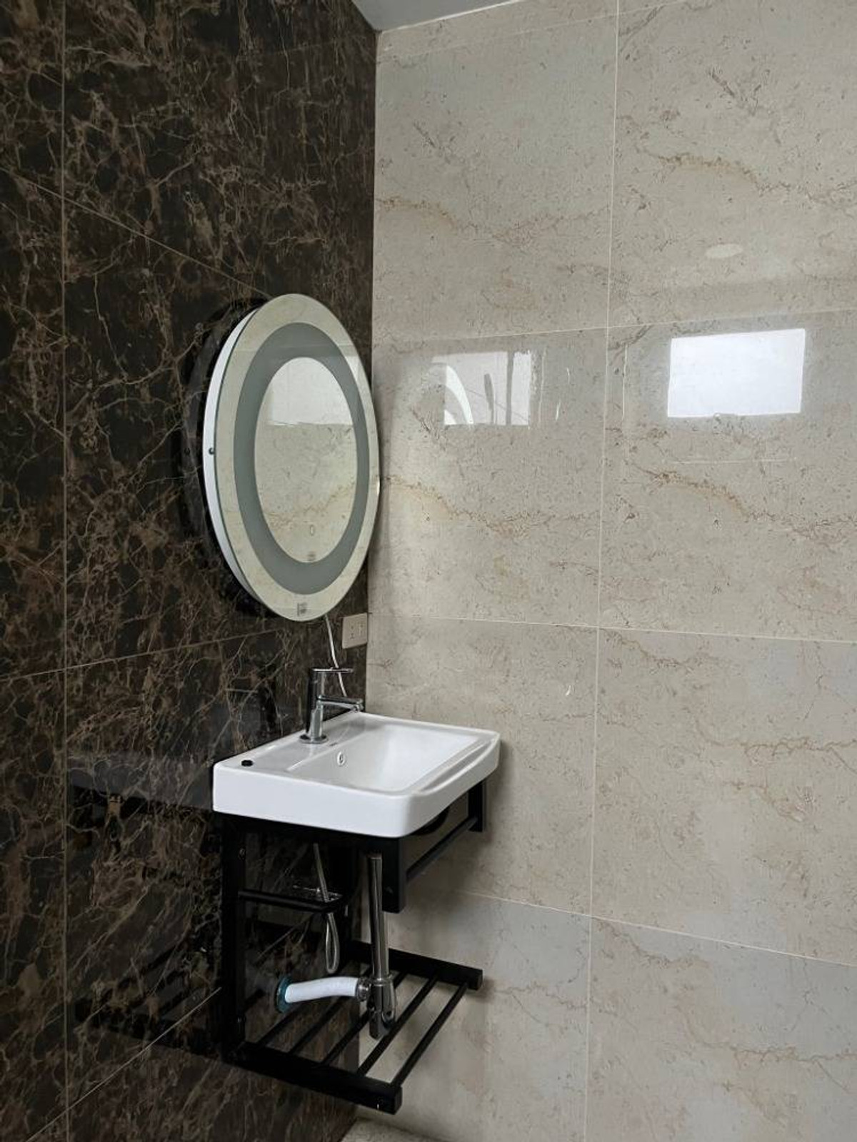 ให้เช่าทาวน์โฮมรัชดา ห้วยขวาง : ให้เช่าทาวน์เฮ้าส หมู่บ้านอยู่เจริญ ใกล้ MRT สุทธิสาร เพียง 4 นาที