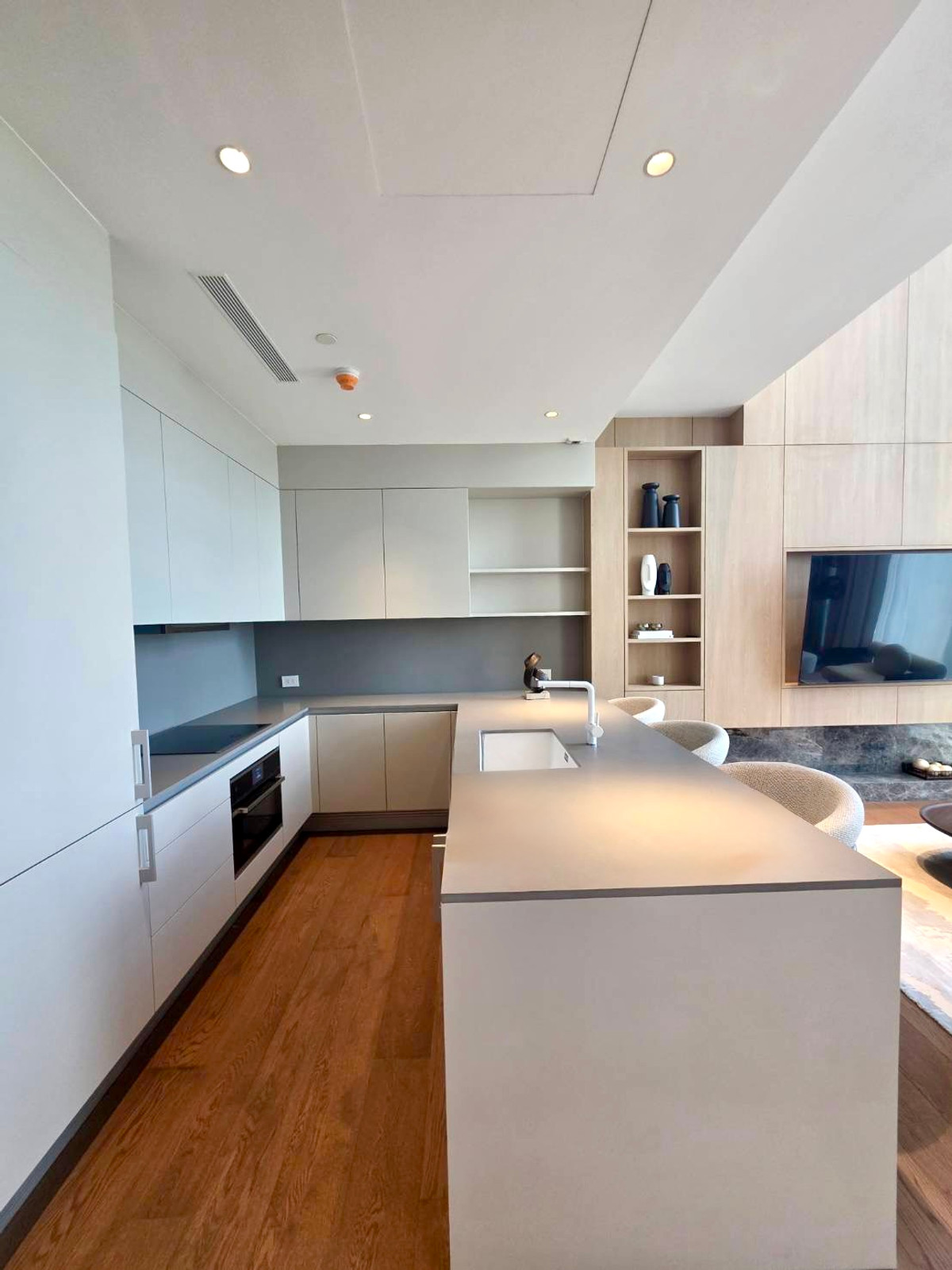 For SaleCondoSilom, Saladaeng, Bangrak : Dusit Parkside: Duplex 2bed 2.5bath 115.78sqm. 50,550,000