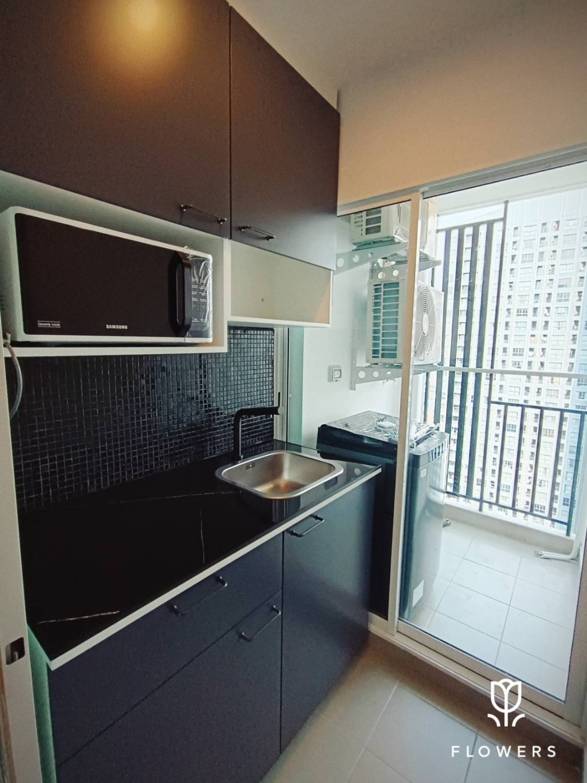 For RentCondoBangna, Bearing, Lasalle : ✅✅ Room for rent Regent Home Bangna Condo, Building A, 25th Floor, looking for the first tenant of the room - ready to move in 31.01.2026