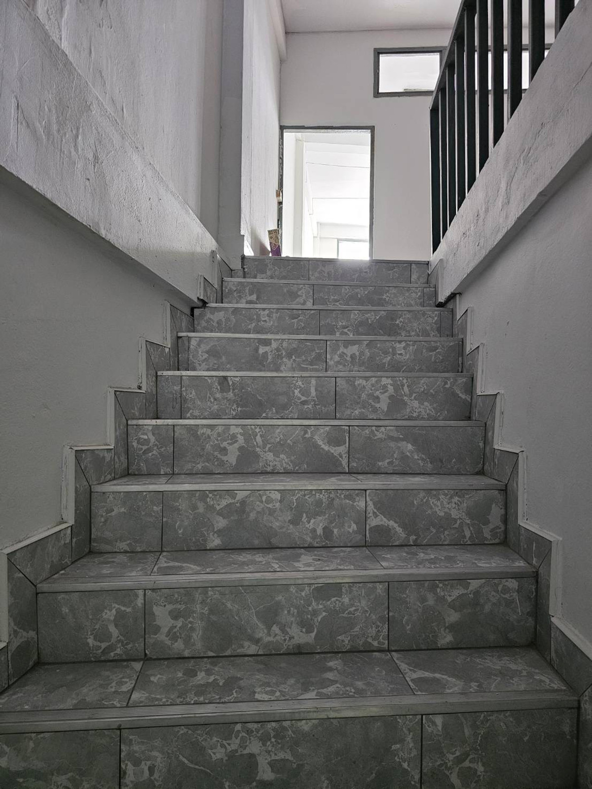 For RentShop HouseSathorn, Narathiwat : 2 Connecting Units 660sqm Townhouse in Soi Chareorat 5