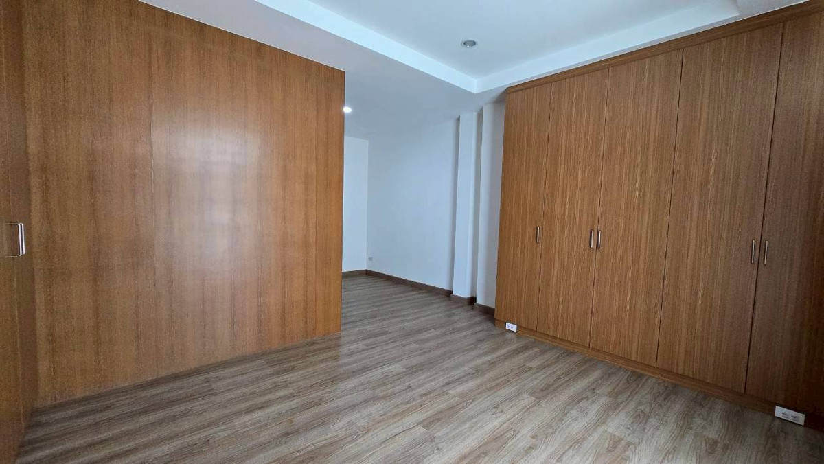 ขายทาวน์โฮมพระราม 3 สาธุประดิษฐ์ : ขายทาวน์โฮม 3 ชั้น หลังใหญ่ ทำเล ย่านพระรามสาม ยานนาวาตัดใหม่ ใกล้วงแหวนอุตสาหกรรม