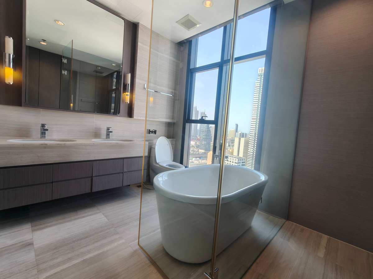 For SaleCondoSathorn, Narathiwat : The Diplomat Sathorn / 3 Bedrooms (FOR SALE), The Diplomat Sathorn / 3 Bedrooms (For Sale) PT015