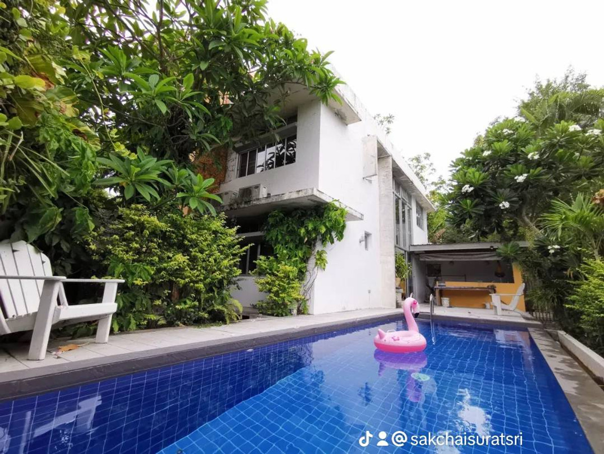 ขายหัวหิน ประจวบคีรีขันธ์ : พูลวิลล่า  ใกล้หาดเขาตะเกียบ 