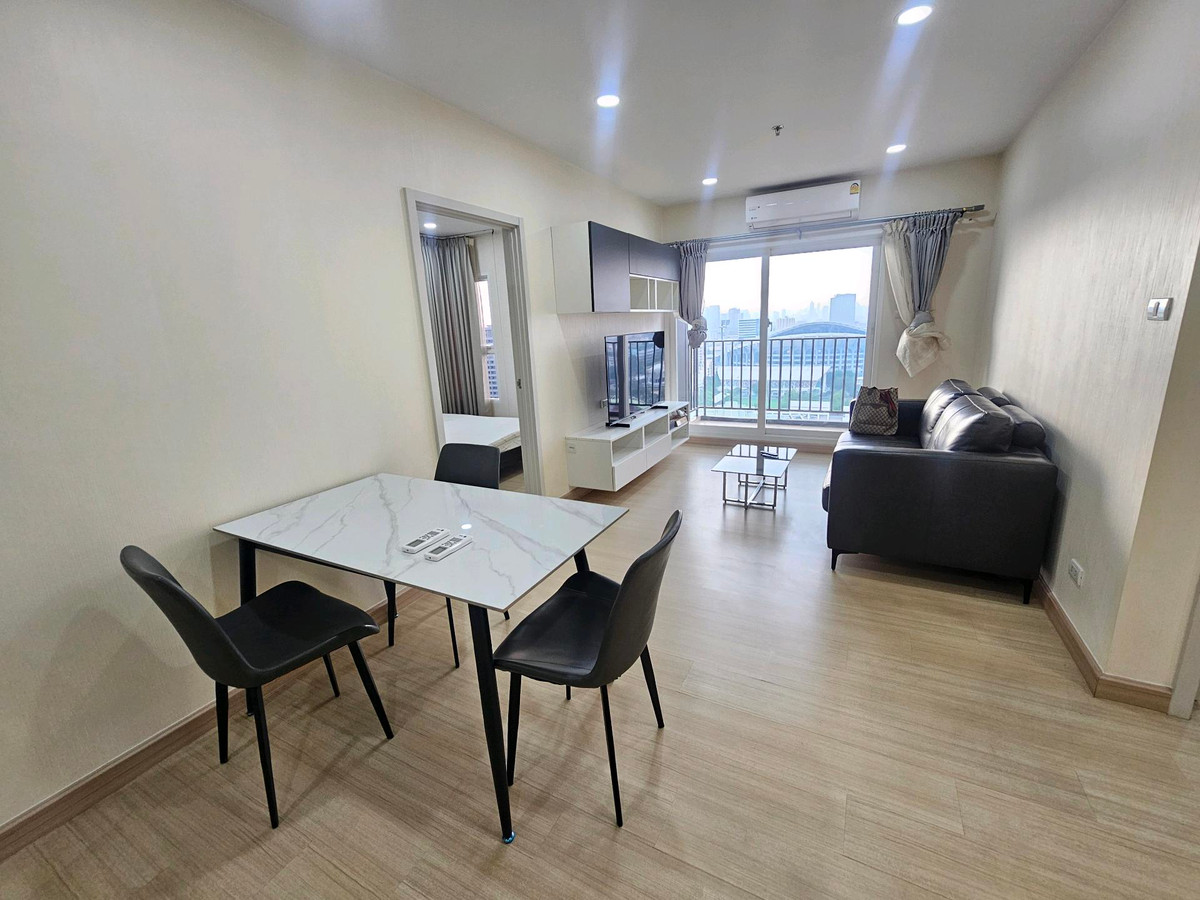 For RentCondoRamkhamhaeng, Hua Mak : Beautiful room, beautiful view, for rent, 2 bedrooms, 2 bathrooms, Supalai Veranda Ramkhamhaeng.