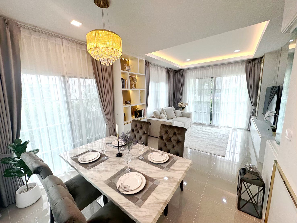 For RentHouseSamut Prakan,Samrong : K-6721 For rent! Semi-detached house Golden Neo Sukhumvit Lasalle, ready to move in, near BTS and international school.