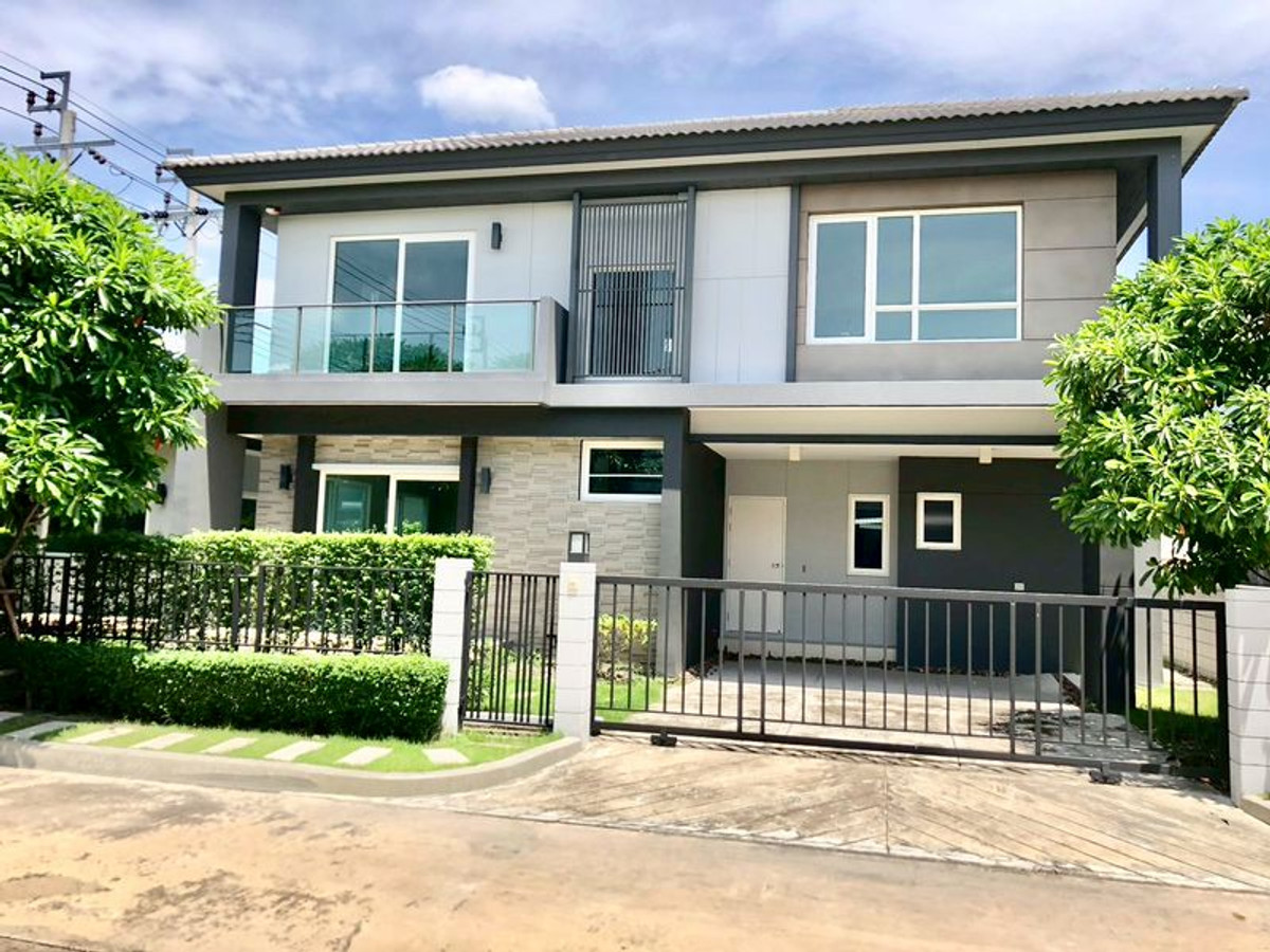 ขายบ้านนวมินทร์ รามอินทรา : ขายบ้านเดี่ยว The City นวมินทร์ 53 หลังมุม เนื้อที่ 71.4 ตารางวา 4 ห้องนอน ซอยนวมินทร์ 53 แขวงคลองกุ่ม เขตบึงกุ่ม กรุงเทพมหานคร