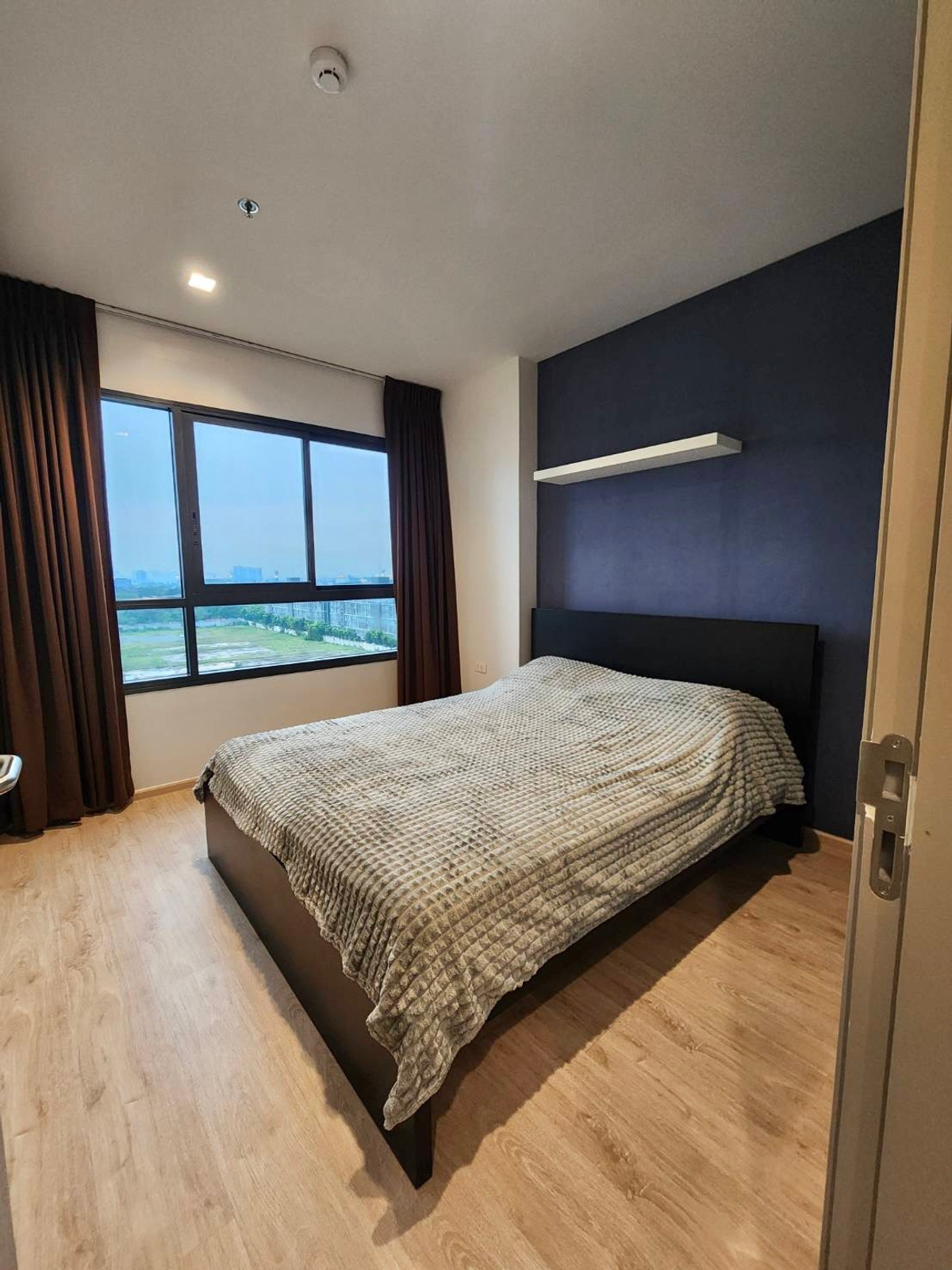 For RentCondoRama9, Petchburi, RCA : *** Condo for rent: Ideo Rama 9-New Road, 1 bedroom, pool view, fully furnished, digital door (Ideo New Rama 9) ***