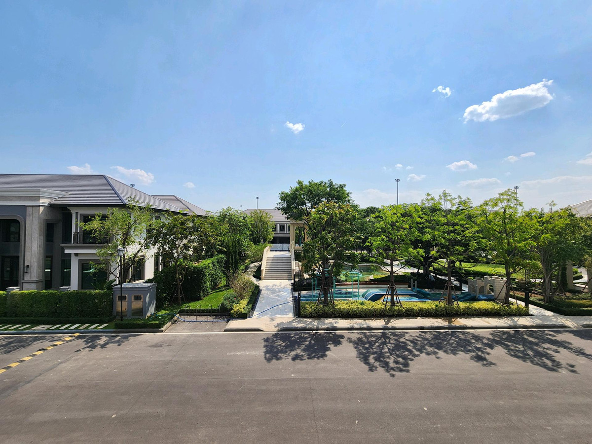 บ้านลาดกระบัง สุวรรณภูมิ : ขาย / เช่า แกรนด์ บางกอก บูเลอวาร์ด กรุงเทพกรีฑา ❤️วิวสวน ❤️ขนาดบ้านใหญ่สุด