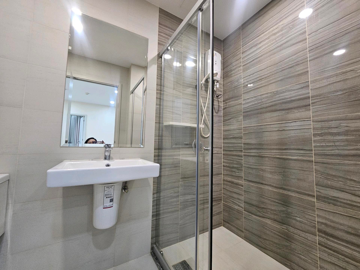 For RentCondoRamkhamhaeng, Hua Mak : Beautiful room, beautiful view, for rent, 2 bedrooms, 2 bathrooms, Supalai Veranda Ramkhamhaeng.