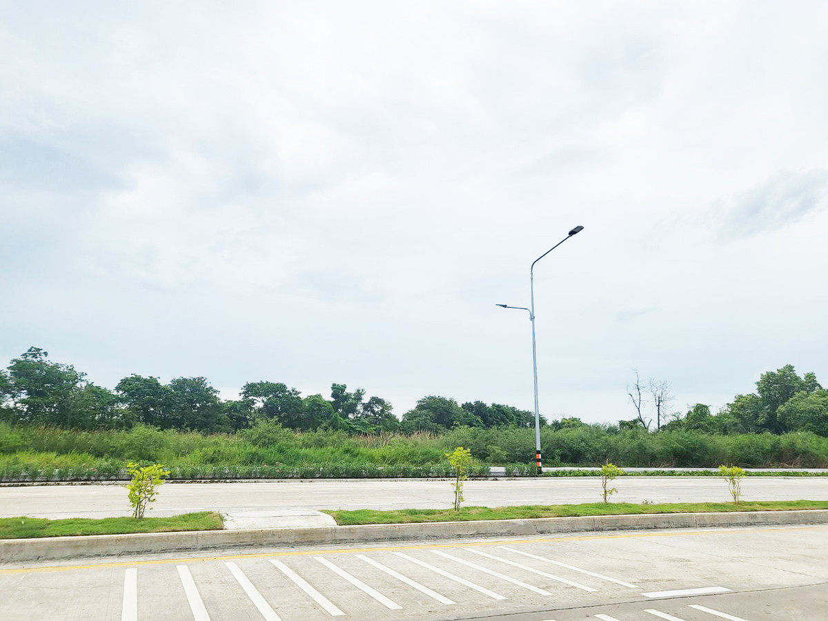 ขายที่ดินวิภาวดี ดอนเมือง หลักสี่ : ขายที่ดิน 20-1-32.6 ไร่ ติดถนนเทพรักษ์-สนามบินดอนเมือง หน้ากว้าง 210ม.