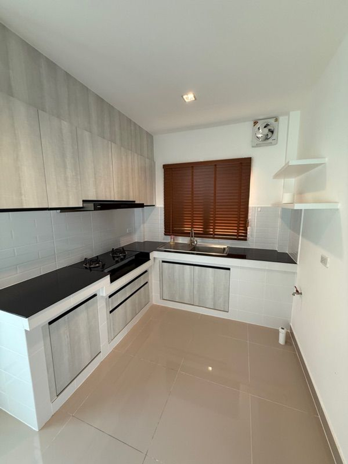 ขายบ้านลาดกระบัง สุวรรณภูมิ : 50.6ตรว 4นอน3น้ำ บ้านเดี่ยว 2 ชั้น คาซ่า วิลล์ รามคำแหง วงแหวน 2